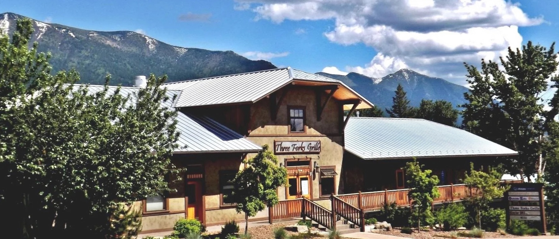 Three Forks Grille, Columbia Falls.